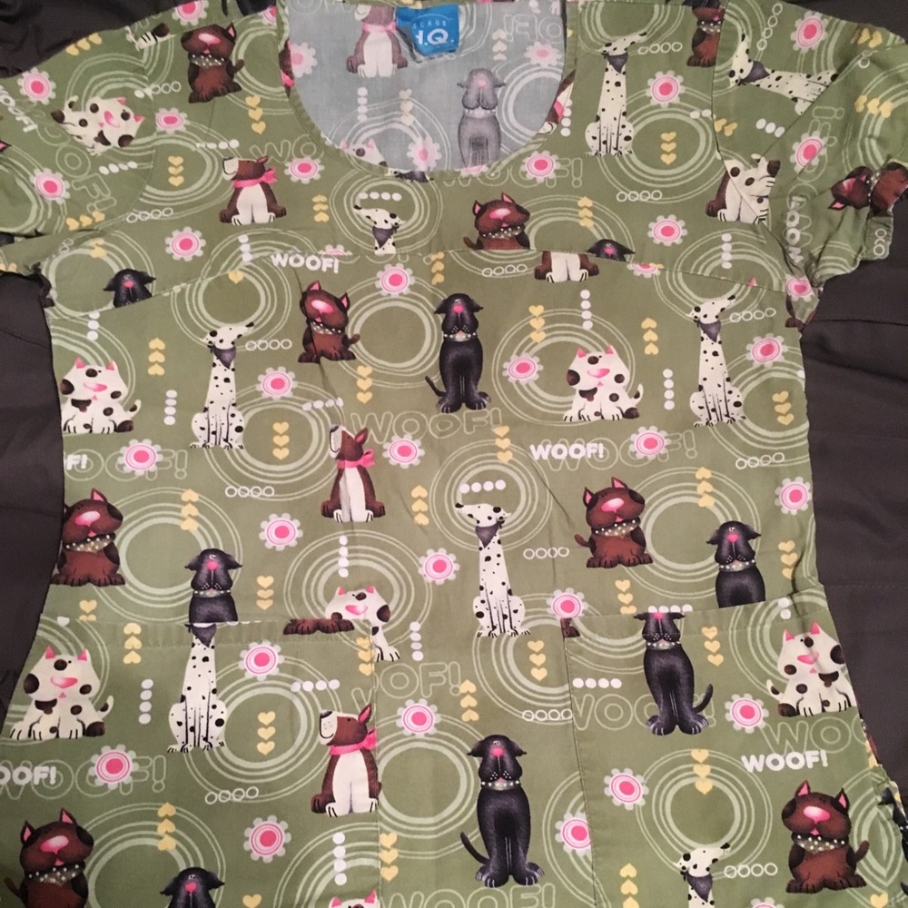 Scrub top